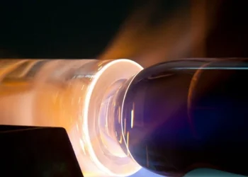 Corning продаст китайской компании свое подразделение по производству лазеров