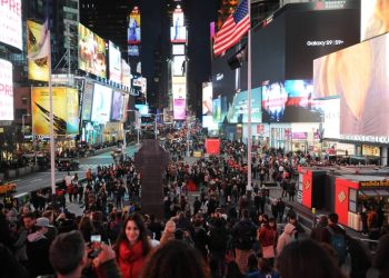 Людям хочется тишины