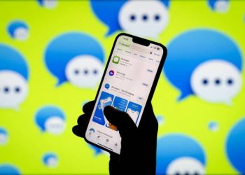 От Apple требуют общедоступности