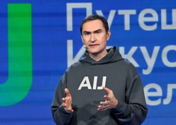 Сбербанк представил первую в России нейросеть для создания видео