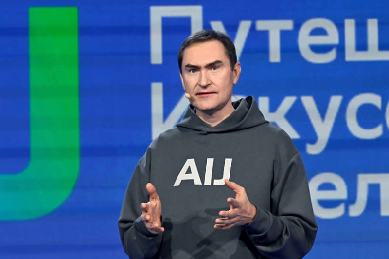 Сбербанк представил первую в России нейросеть для создания видео