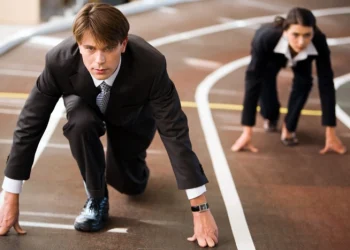 Шоу имени Сэма Альтмана, смысл экоактивизма, и конкуренция среди российских Linux-систем