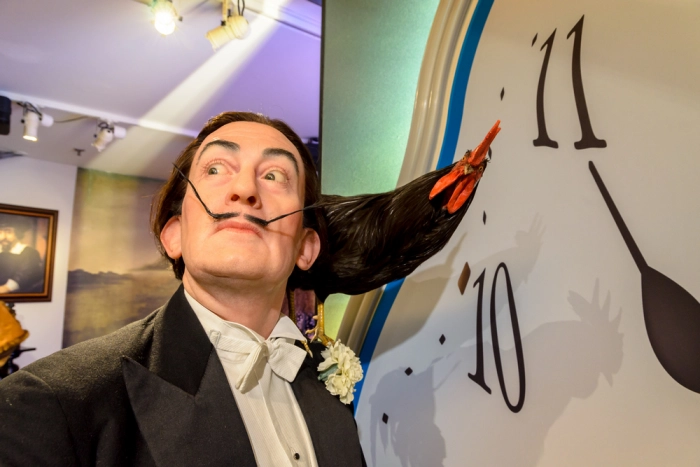 Что делать с картой &laquo;МИР&raquo;, кто построит храм из кубиков, и как проверить подлинность купюр