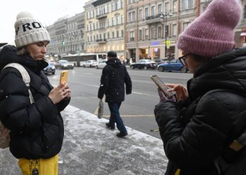 Нейросеть Ferret от Apple обучили принимать в качестве запросов изображения