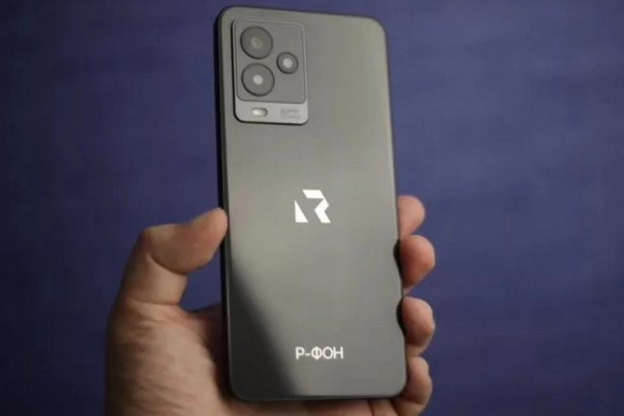 Смартфон Р-ФОН и операционная система &laquo;РОСА Мобайл&raquo;