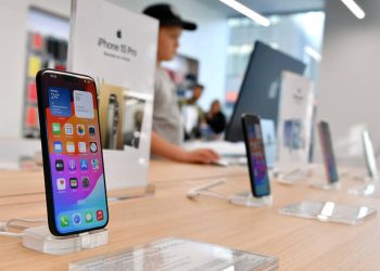 Трансформация Apple