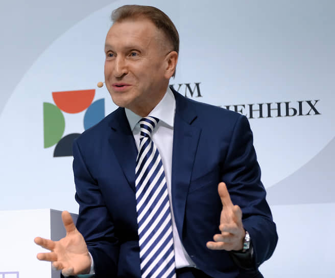 Шувалов: роботы могут заменить людей, человечеству нужно вовремя остановиться