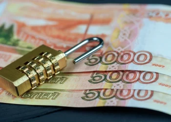 Турция требует привилегий для платежей из России. Италия тестирует альтернативную систему расчетов. В чем причина?