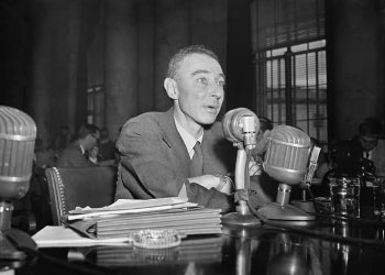 «Физики познали грех»