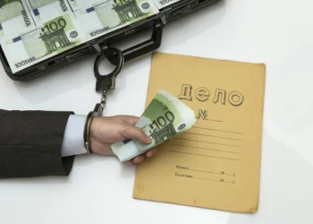 Нежелание общаться с незнакомцами, аресты в «Росатом», и 107 миллиардов убытков