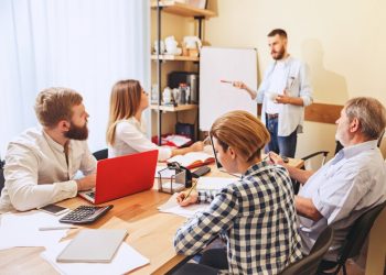 Мощные инструменты: техническое обучение и профессиональное развитие