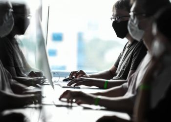 Утечке данных ищут источник