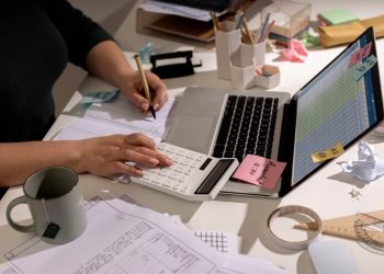 Выбор Рекламного Агентства Полного Цикла: Ключевые Аспекты