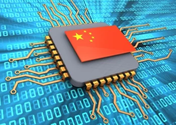 Китайские телеком-операторы должны полностью «искоренить» у себя зарубежные чипы
