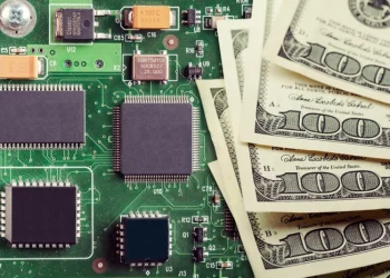 Монетарная политика ФРС, цены на электронику, спад в сегменте AR/VR: все, что волновало российский ИТ-рынок в начале весны. Аналитика IT News