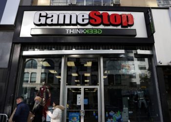 Акции GameStop упали на 27% после резкого роста на этой неделе