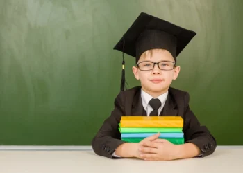 Магистр наполовину. Студенты уходят работать, не окончив учебу