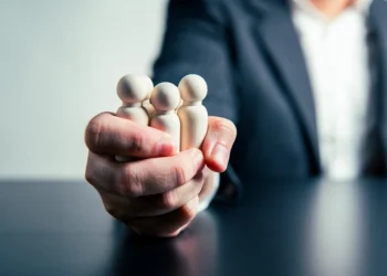 Минцифры веское слово, как хорошо быть монополистом, и где прячутся курильщики