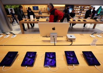 «От новых планшетов Apple уже ждут внедрения искусственного интеллекта»