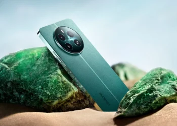 Серия realme 12 запустится в России 23 мая