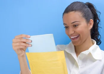 Шифровальщик от Дженни Браун-Грин, TikTok по-российски, и возможности яблочного интеллекта