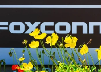 Выручка Foxconn в первом квартале подросла на 19% до $16 млрд