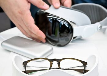 Apple приостановила разработку Vision Pro 2