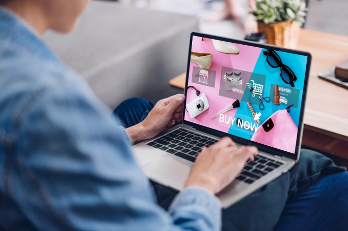 Россияне закупились в Сети на 7,7 трлн рублей. Аналитика IT News