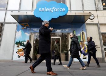 Salesforce инвестирует $4 млрд в Великобританию и открывает в Лондоне свой ИИ-хаб