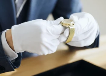 Технологические прогнозы GlobalData свидетельствуют о резком росте активности ИИ в индустрии предметов роскоши