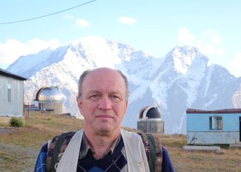 «Земля и Луна погибнут вместе»