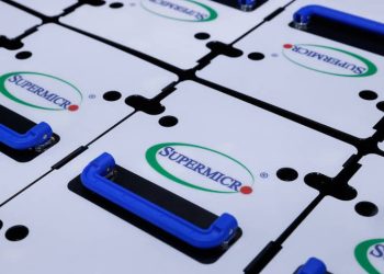 Hindenburg поставила против Supermicro