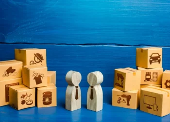 Кто из релокантов возвращается, с кем соперничает Zoom, и рассказы о серверах Google