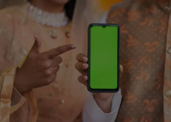 Samsung поддерживает инициативу «Made in India» и открывает НИОКР-центры, в 2Q2024 компания на рынке смартфонов Индии лидировала