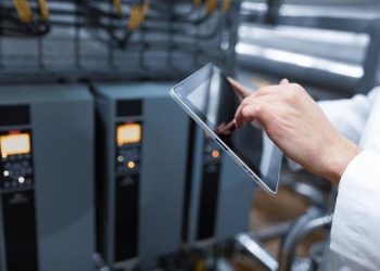 Организация поставок серверного оборудования: ключевые аспекты и вызовы