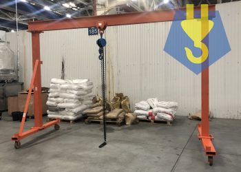 Как выбрать козловой кран: основные аспекты