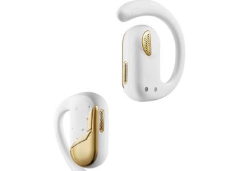 «Модели укомплектовали благородными металлами, бриллиантами и новыми технологиями»