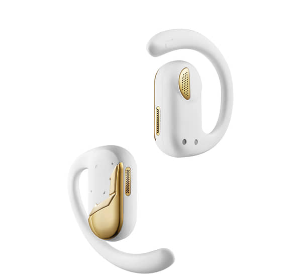 «Модели укомплектовали благородными металлами, бриллиантами и новыми технологиями»