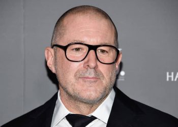 «Стартап планирует к концу года собрать $1 млрд»