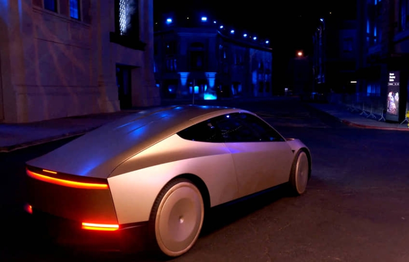 Cybercab доехал до публики