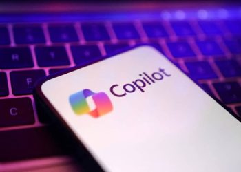 Microsoft добавила в ИИ Copilot поддержку голоса и размышлений