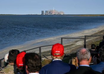 SpaceX в шестой раз провела тестовый полет ракеты с прототипом корабля Starship