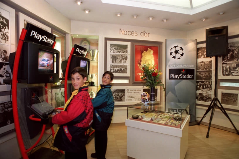 Люди играют, производители выигрывают