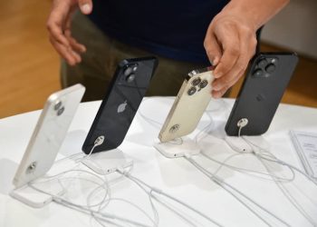 Apple может выпустить iPhone SE 4 и новые iPad к апрелю