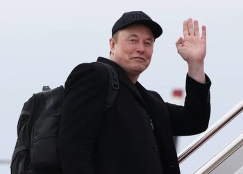 Маск сердечком отреагировал на благодарность застрявших на МКС космонавтов