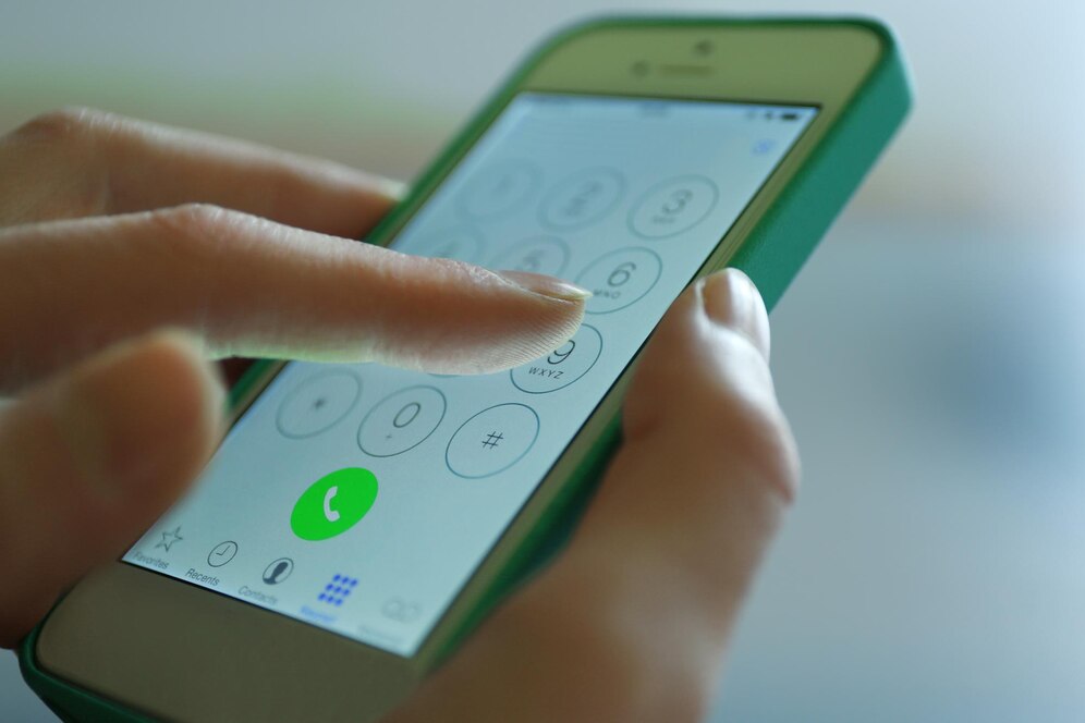 Анонимность и безопасность: зачем нужен виртуальный номер?