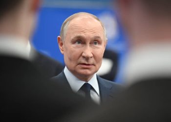 Путин поручил рассмотреть создание суперкомпьютерного центра