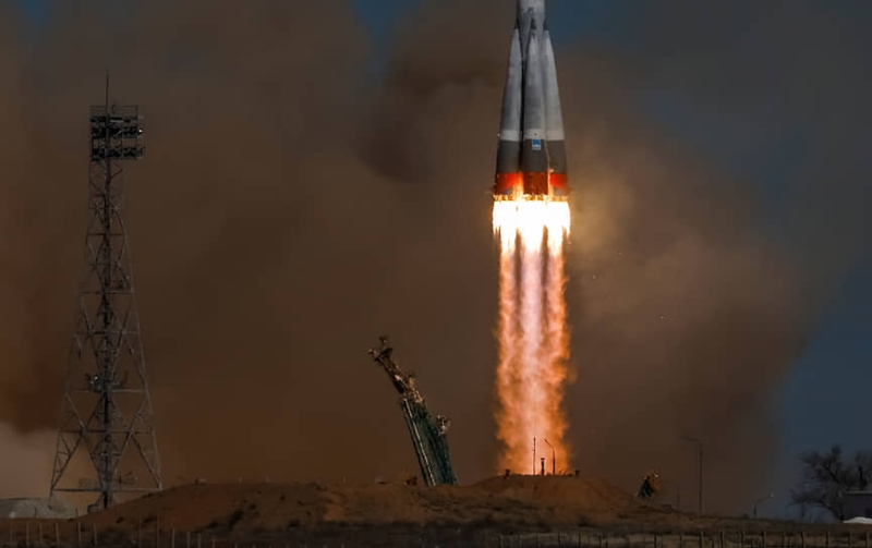 С Байконура стартовала «Ракета Победы» с космонавтами России и NASA