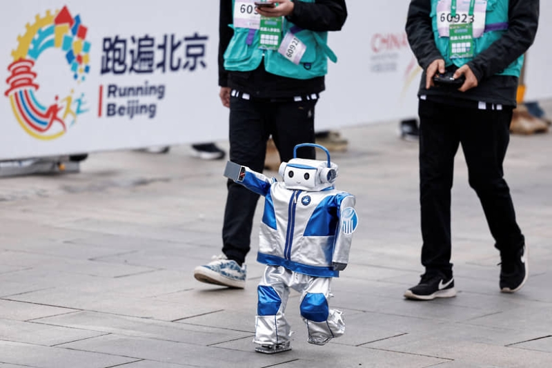 «Субботний забег показал, что по крайней мере бегают люди все еще лучше»