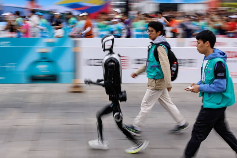 «Субботний забег показал, что по крайней мере бегают люди все еще лучше»